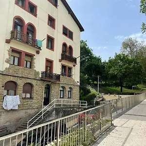 https://apartamento-amplio-en-donostia-san-sebastian.basquecountryhotels.org
