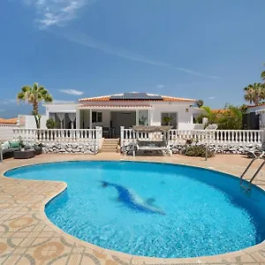 villa-milena.tenerifehoteles.net/
